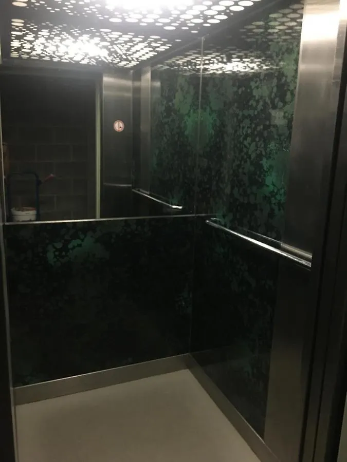 Lägenhet Studio 4 Pers Met Frontaal Zeezicht & Prive Zwembad Oostende